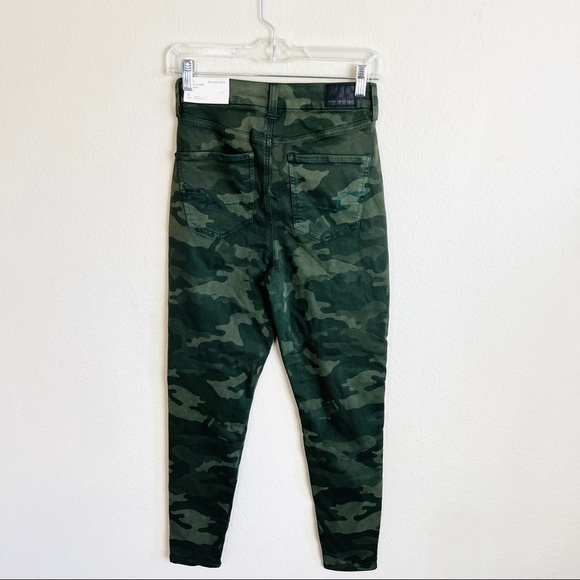 NWT AE Curvy Ripped Camo High Waisted Jegging Jeans - Picture 2 of 15